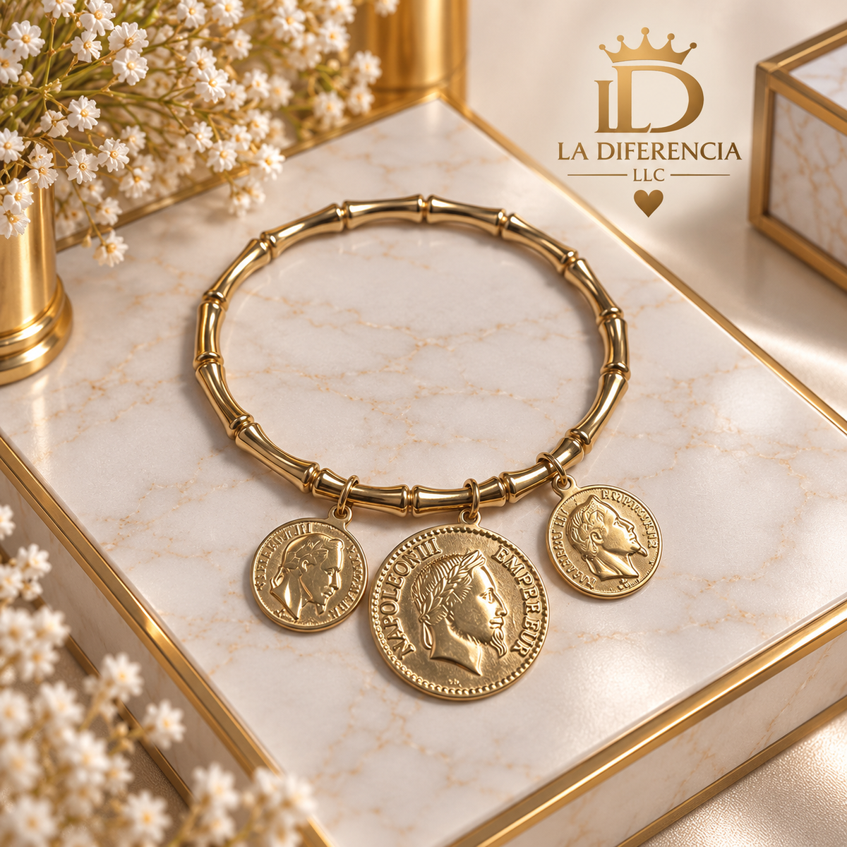 Pulso Dorado con Dijes de Monedas – Oro Laminado 14k