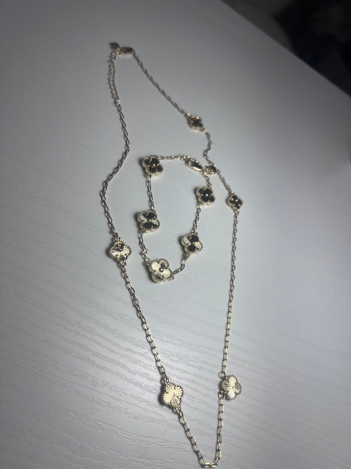 Conjunto de Collar y Pulsera Flores | Oro Laminado XP 14K