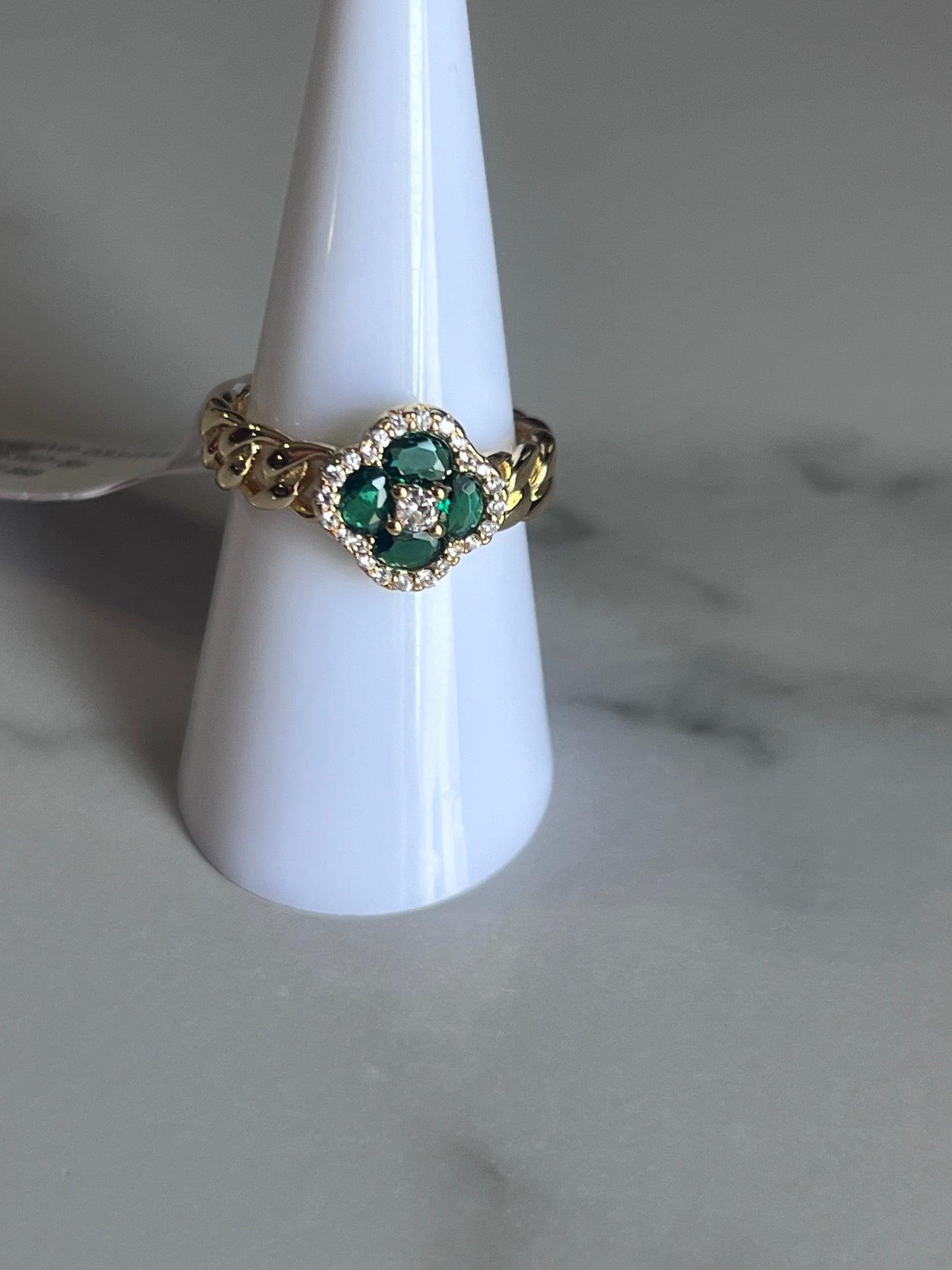 Anillo Dorado con Piedras rojo  – Oro Laminado XP 14K