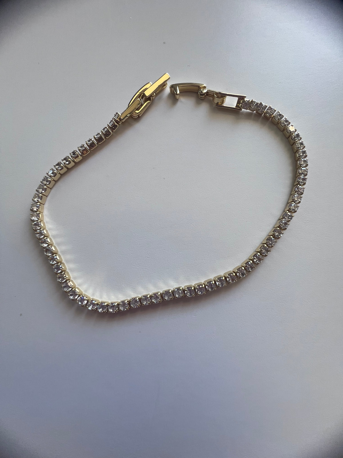 Pulsera Tennis Dorada con Piedras – Oro Laminado XP 14K