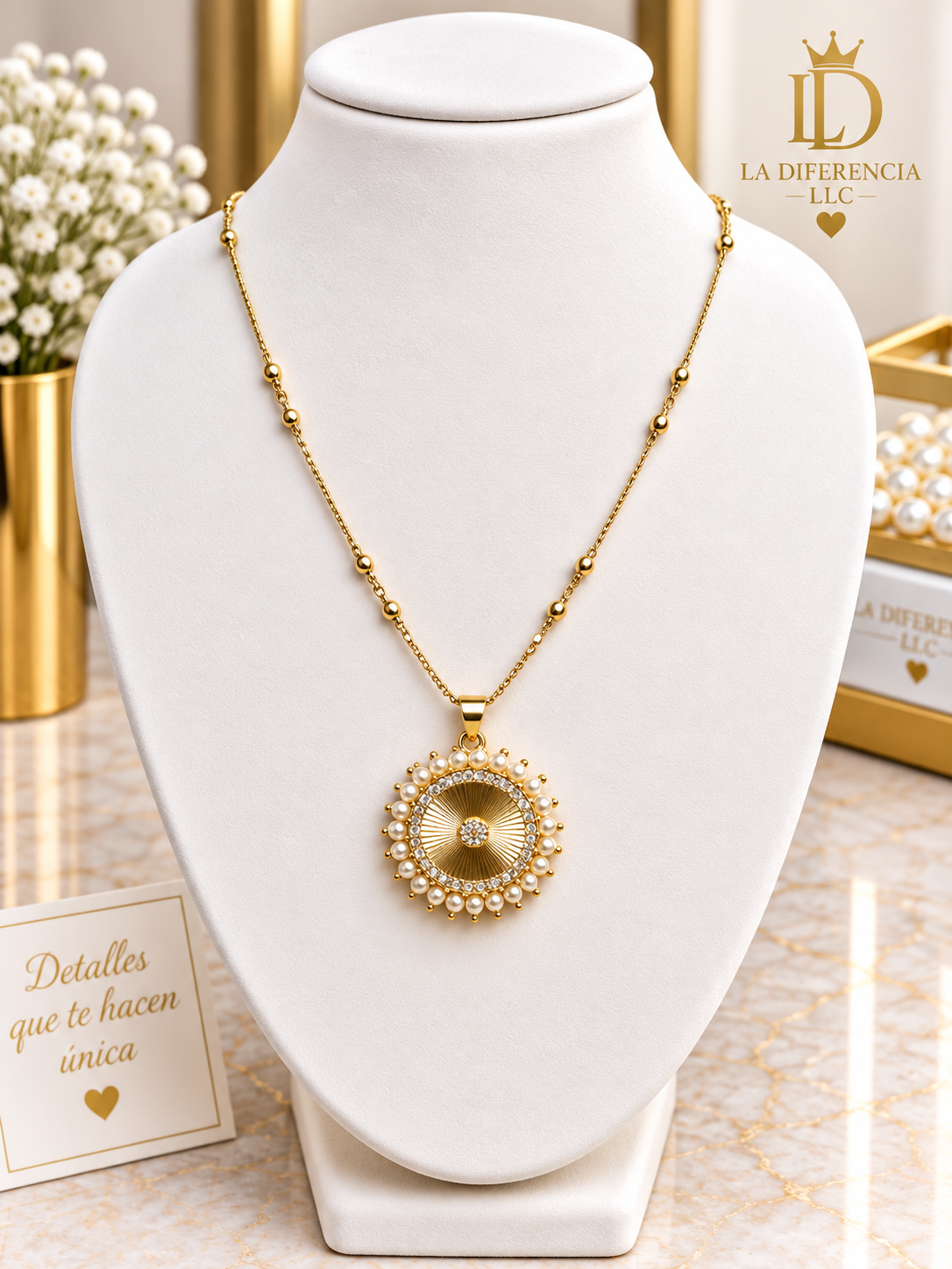 Cadena con Dije Redondo de Perlas – Oro Laminado XP 14K | 18” + 2”