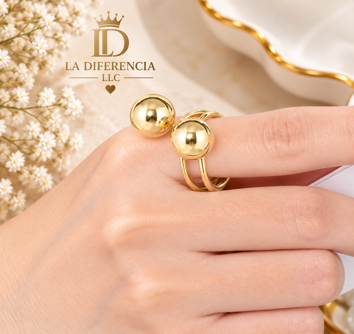 Anillo Doble Bola Dorado – Acero Inoxidable