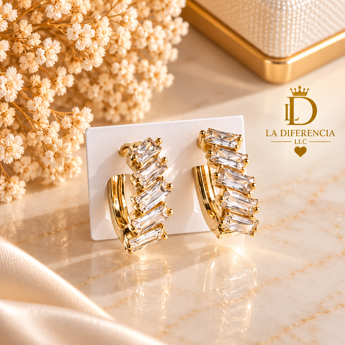 Argollas con Zirconias Cristal – Oro Laminado XP 14K