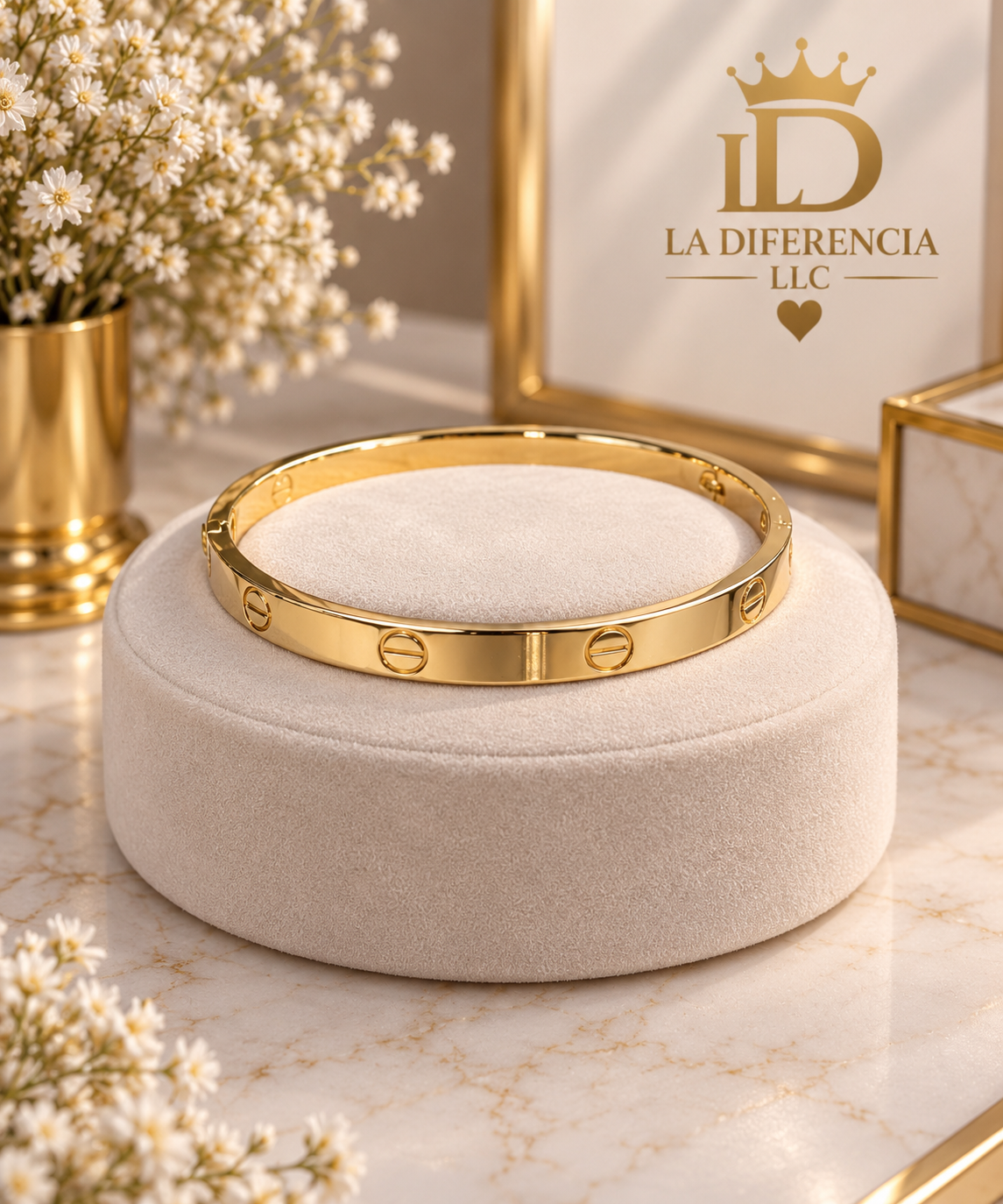 Brazalete Dorado Clásico con Detalles de Tornillos- Oro laminado Xp 14k