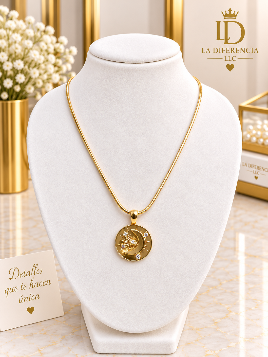 Cadena con Dije Luna y Estrellas – Oro Laminado XP 14K | 18”